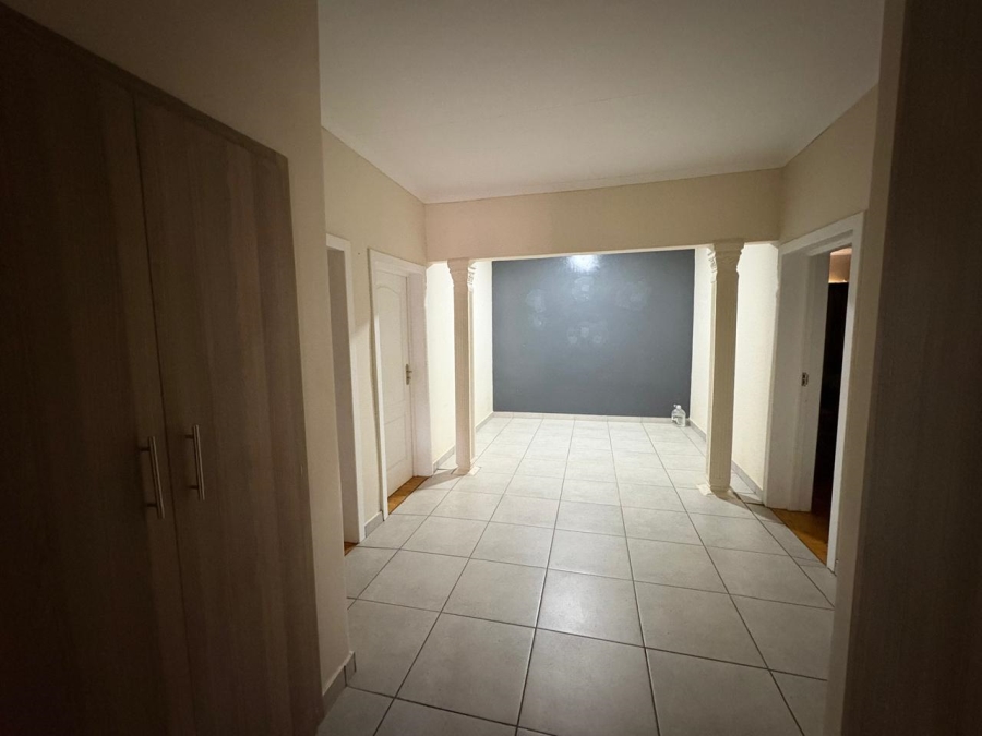 4 Bedroom Property for Sale in Wolmaransstad North West